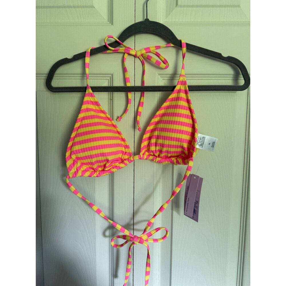 NWT Wild Fable Bikini Top